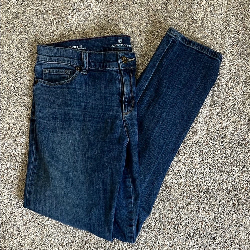 Liz Claiborne Women's City Fit Skinny Boyfriend Size 8